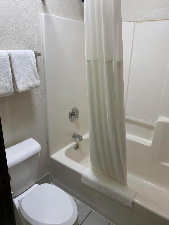 Quality Inn Rochelle Exteriér fotografie